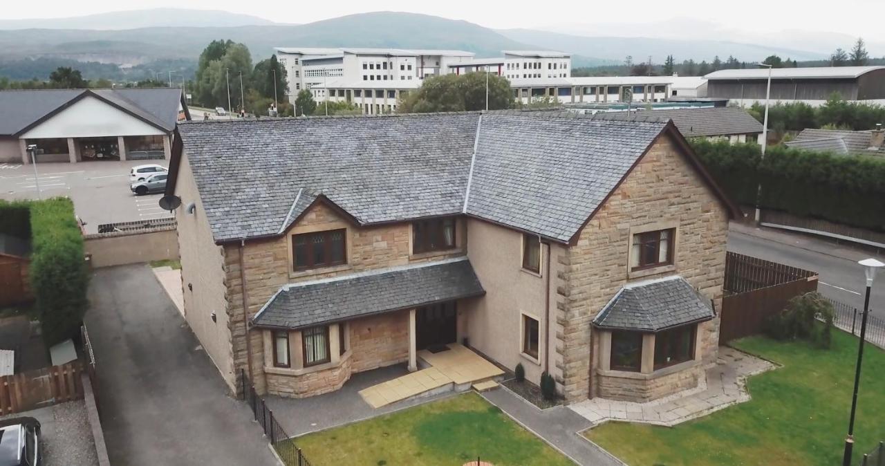 Victoria House Bed And Breakfast Fort William Exterior photo